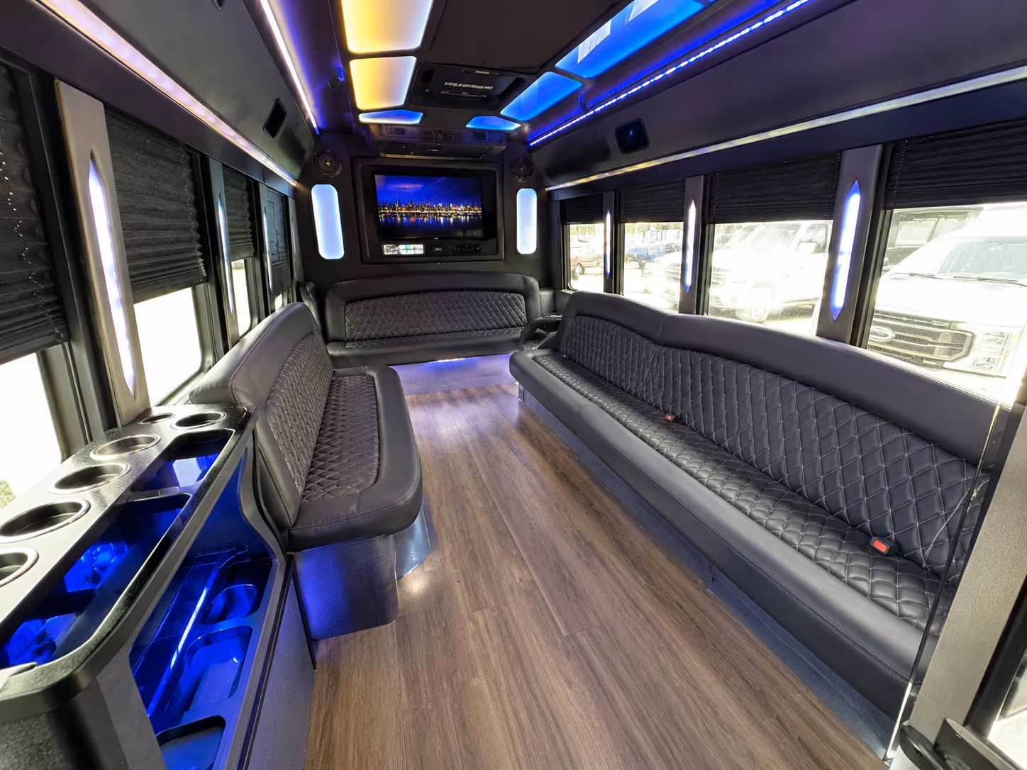 Berkeley Homecoming & Prom Party Bus Rentals