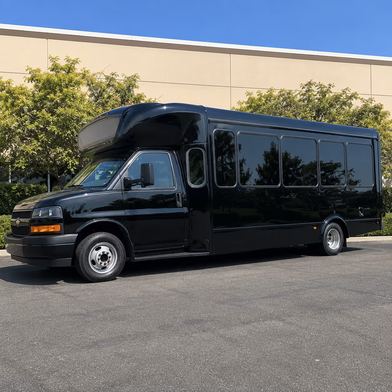 Oakland Winery Tour & Pub Crawl Transportation