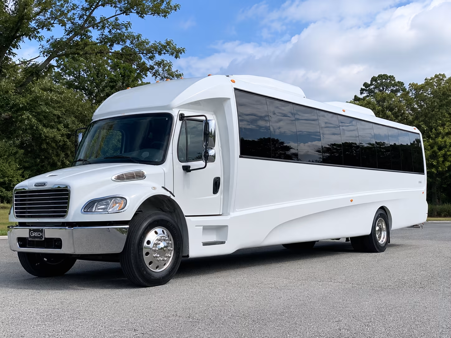 Redwood City Birthday, Sweet 16, & Quinceañera Party Bus Rentals