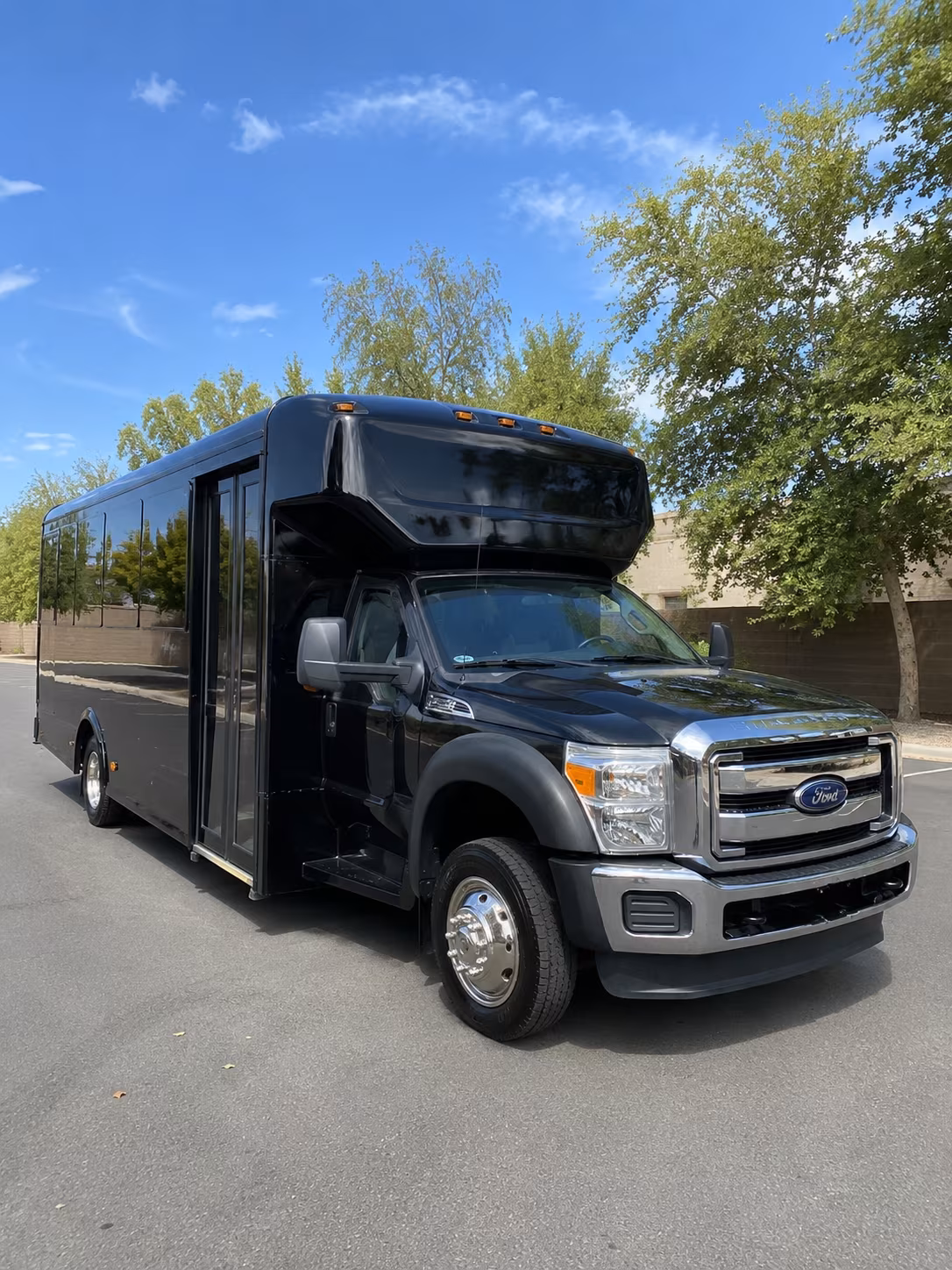 Union City Winery Tour & Pub Crawl Transportation